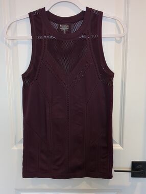 Athleta Plum Seamless Mesh Workout Tank Top Size S
